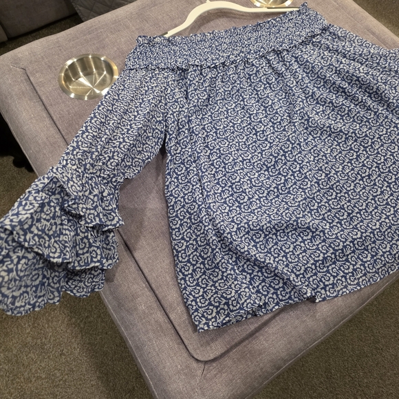 CeCe Blue Ruffle Sleeve Women's Top - Size Medium - Picture 4 of 4